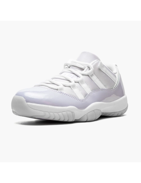 AIR JORDAN 11 LOW WMNS PURE VIOLET,AIR JORDAN 11,Air Jordan,AH7860 101