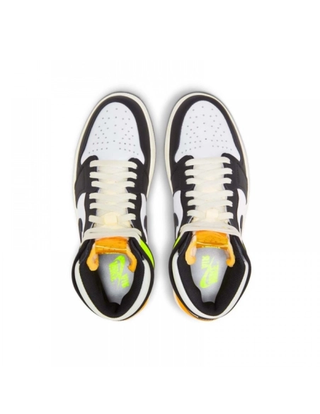 AIR JORDAN 1 RETRO HIGH OG VOLT GOLD,AIR JORDAN 1 HIGH,Air Jordan,555088-118