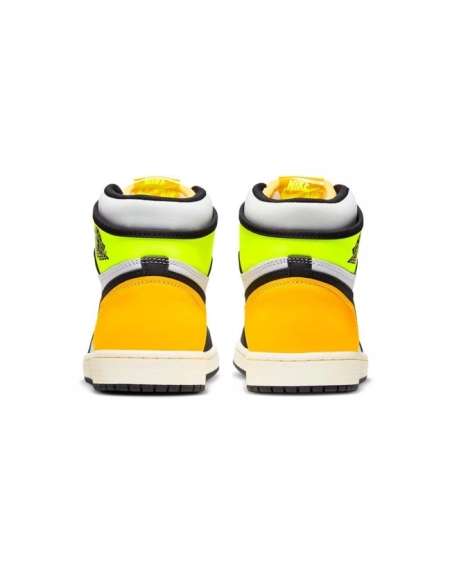 AIR JORDAN 1 RETRO HIGH OG VOLT GOLD,AIR JORDAN 1 HIGH,Air Jordan,555088-118