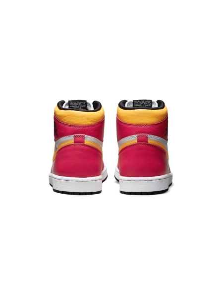 Air Jordan 1 High OG Light Fusion Red,AIR JORDAN 1 HIGH,Air Jordan,555088-603